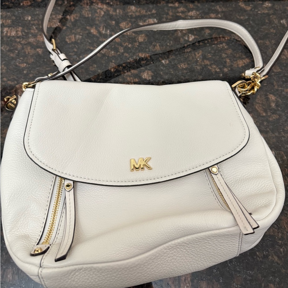 Michael Kors Cream Pebbled Leather Shoulder Bag with Gold Hardware